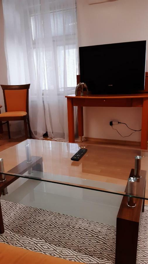 Big Modern Doubleroom Near Cathedral Кошице Экстерьер фото