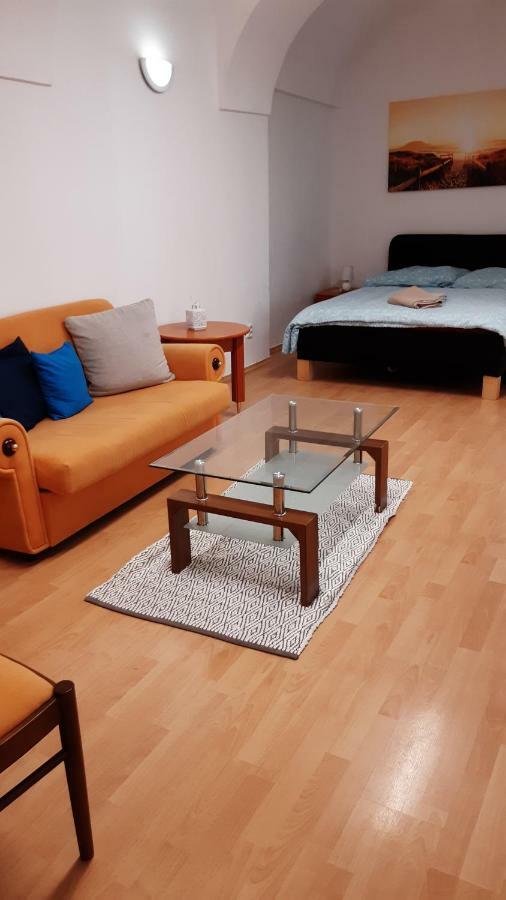 Big Modern Doubleroom Near Cathedral Кошице Экстерьер фото
