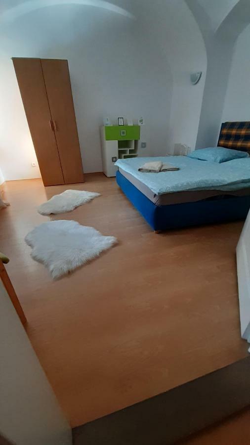 Big Modern Doubleroom Near Cathedral Кошице Экстерьер фото